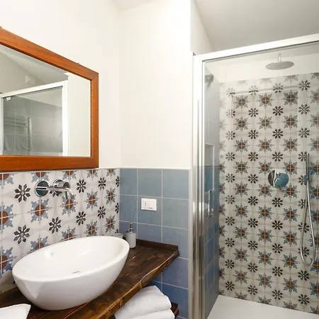 La Casa Sulla Terrazza Апартаменты *