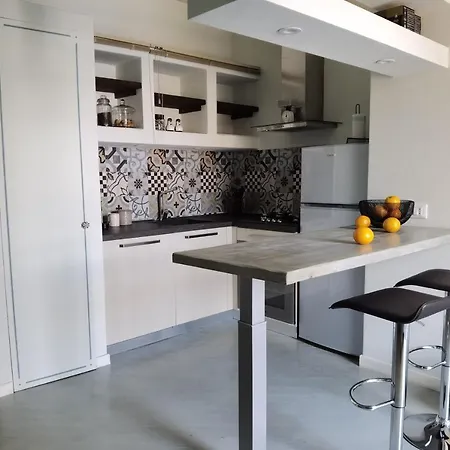 La Casa Sulla Terrazza アパート サルニコ