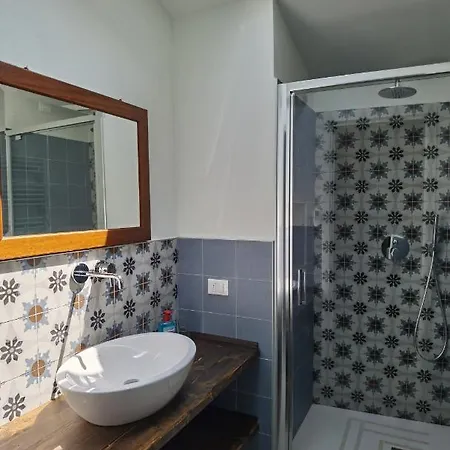 La Casa Sulla Terrazza アパート サルニコ